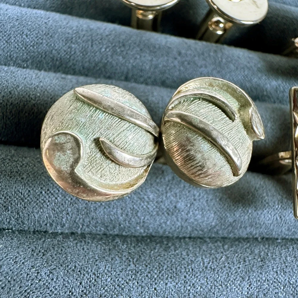 Lot of 4 Vintage Cufflinks Gold Tone Swank Shields Signed Mid Century Mens